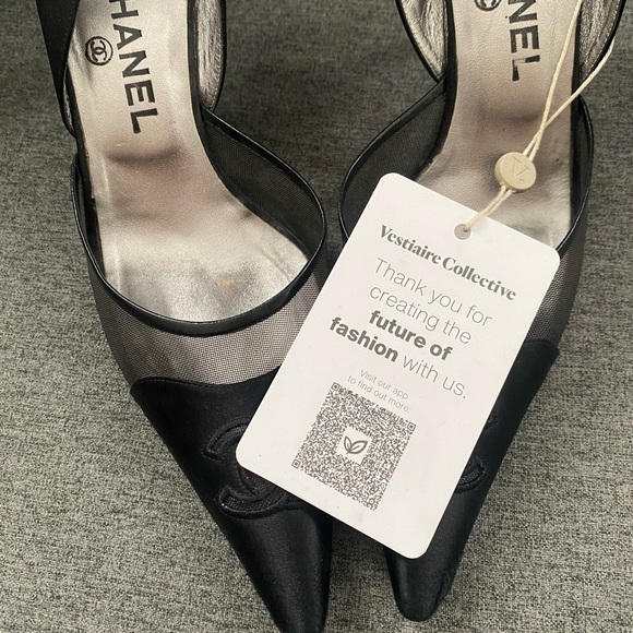 RARE authentic Chanel mesh logo slingback heels - Picture 3 of 4